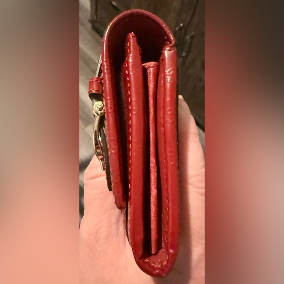 Gucci Red Embossed Leather wallet - Picture 14 of 16